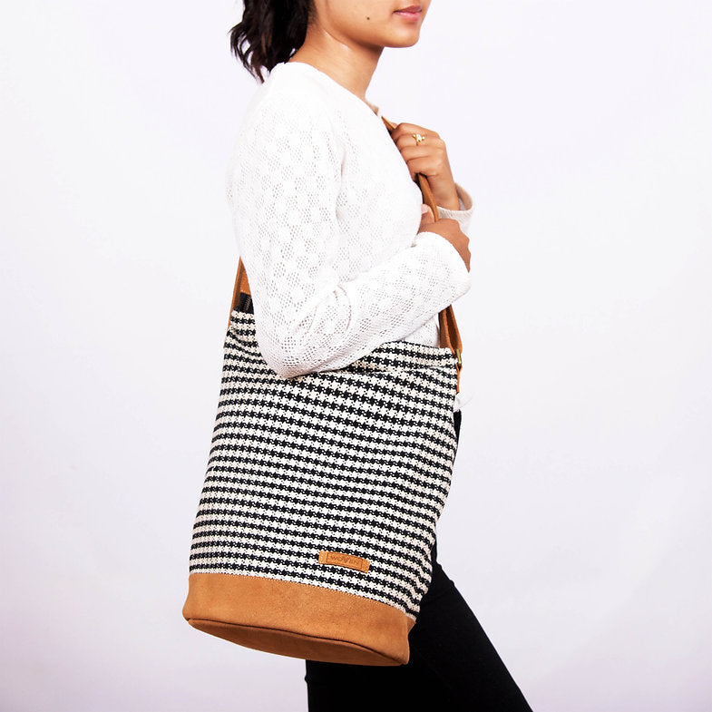 Woven schoudertas (Cross Body Bag)